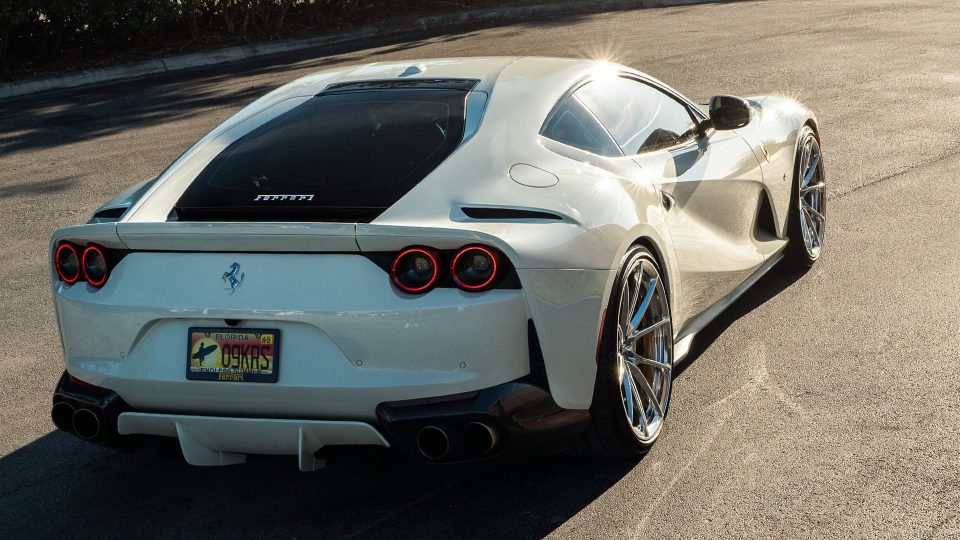 Ferrari 812 Superfast – AN12 SeriesONE