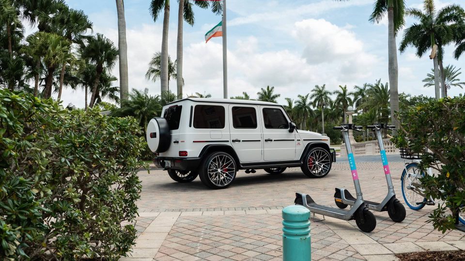 Mercedes Benz AMG G63 | Polar White | on ANRKY AN20 | Two Tone: Brushed Face + Gloss Black Window