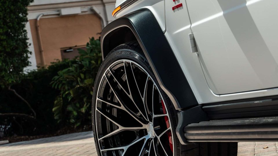 Mercedes Benz AMG G63 | Polar White | on ANRKY AN20 | Two Tone: Brushed Face + Gloss Black Window