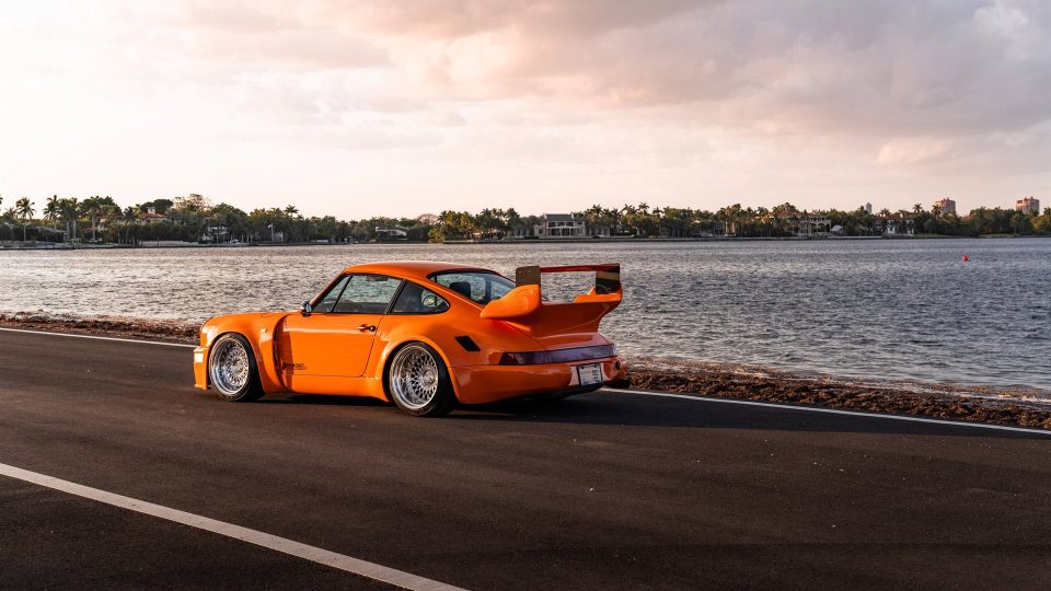 Sunburst USA 964 Porsche 911 – RETROSeries Classic – RS7+Aerosport