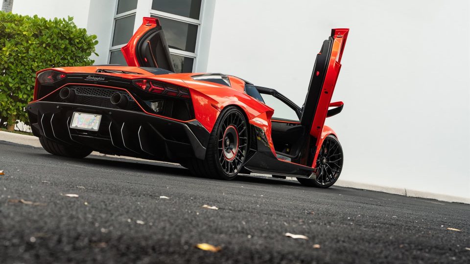 Lamborghini Aventador Ultimae Roadster – AN20+AEROSport