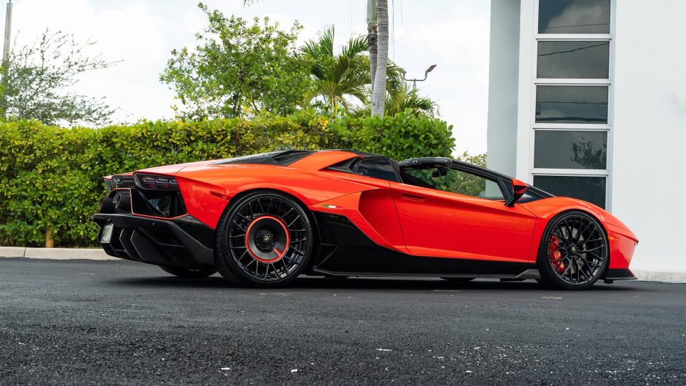 Lamborghini Aventador Ultimae Roadster – AN20+AEROSport