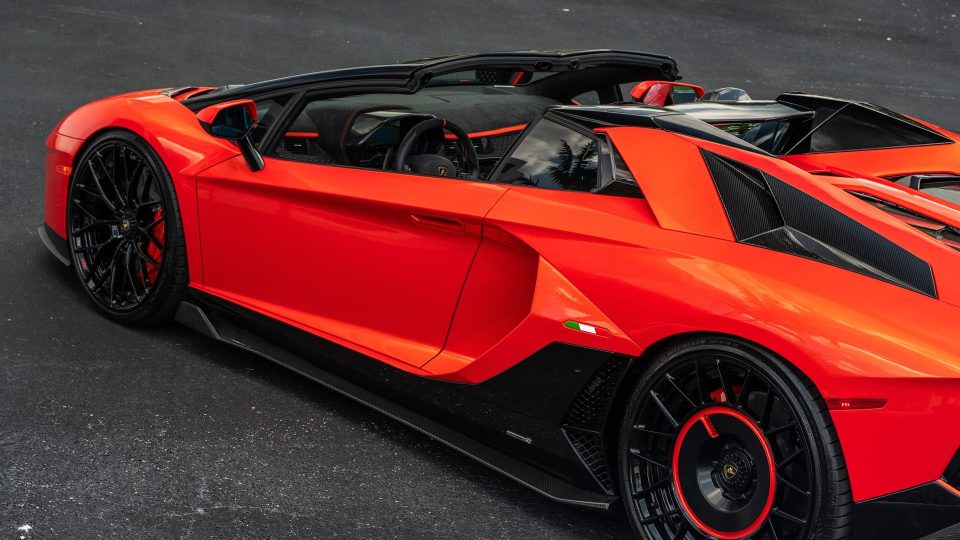 Lamborghini Aventador Ultimae Roadster – AN20+AEROSport