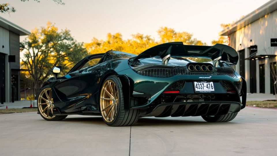Mclaren 765 LT Spider | on HRE P104SC | Brushed Champagne