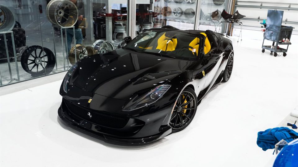 Ferrari 812 GTS on 1886 Wheels G010