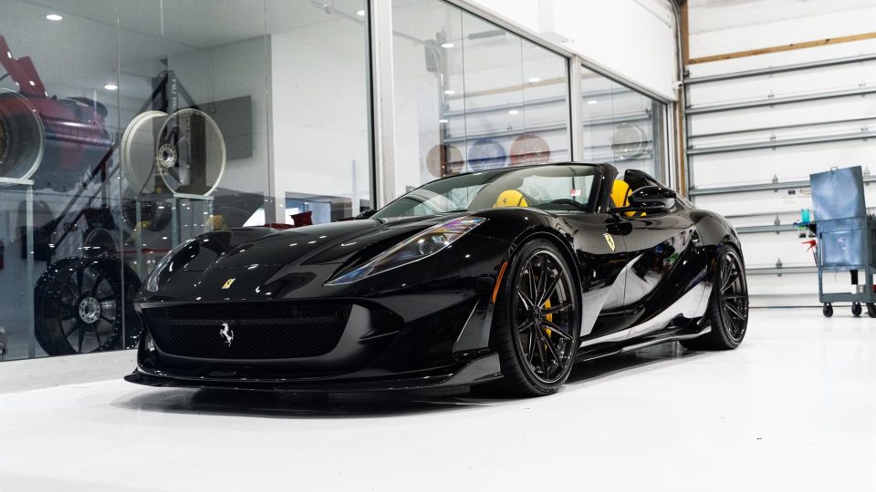 Ferrari 812 GTS on 1886 Wheels G010