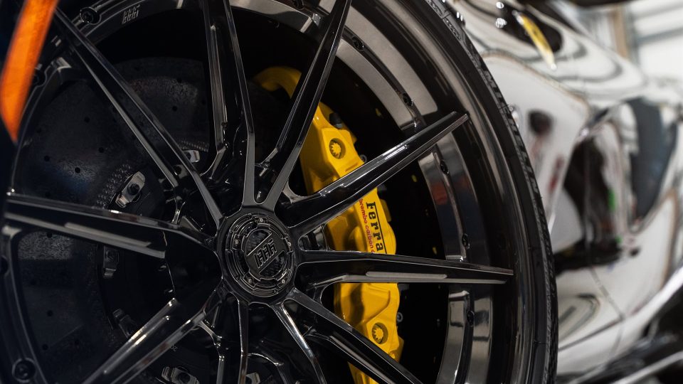 Ferrari 812 GTS on 1886 Wheels G010