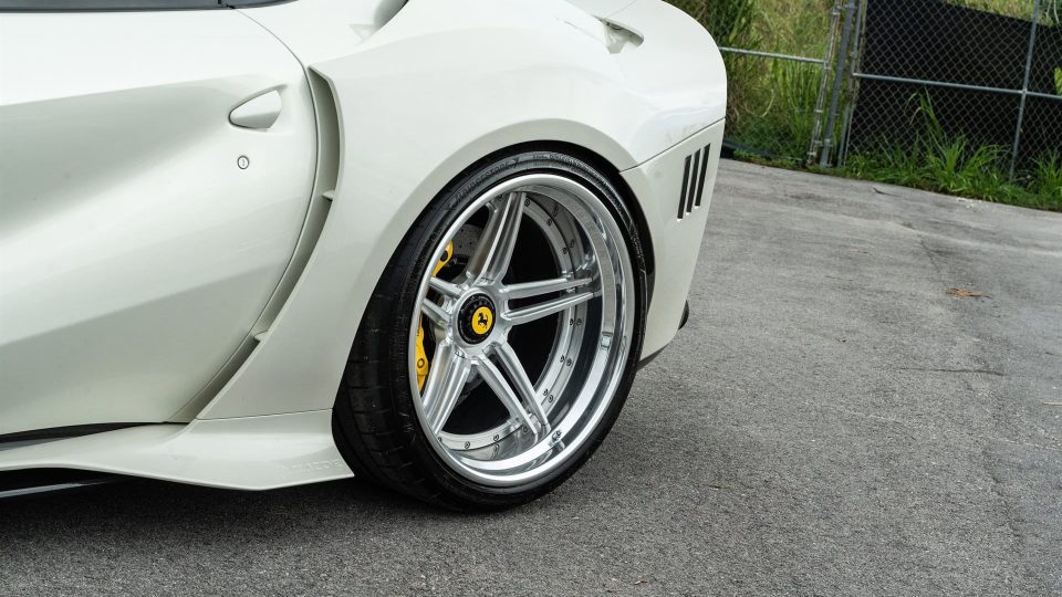 ZACOE 812 GTS | Bianco Fuji | on 1886 XR003 | Brushed Clear