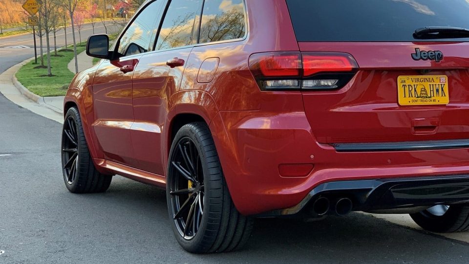 HRE P104SC | Jeep Grand Cherokee Trackhawk 1
