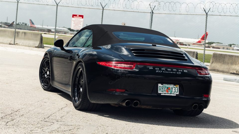 Porsche 991 Carera S Cabriolet | Black | on HRE 540 | Satin Black