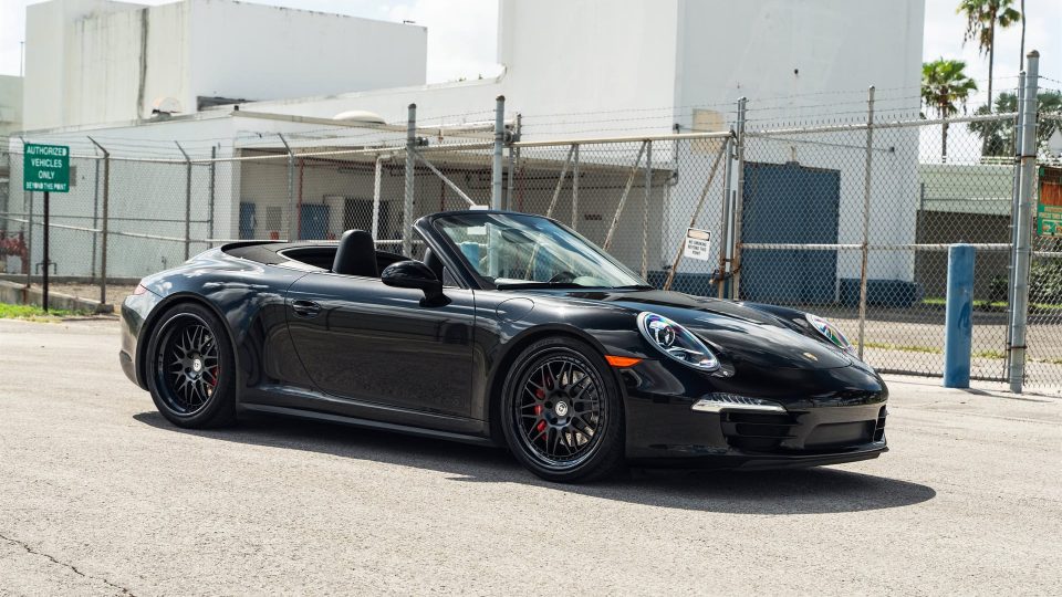 Porsche 991 Carera S Cabriolet | Black | on HRE 540 | Satin Black