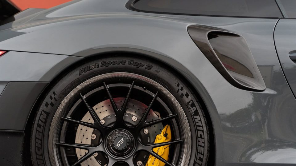 Porsche 991 GT2RS on