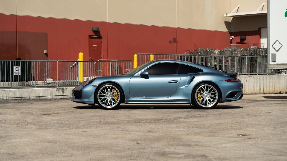 Porsche 991 Turbo S | Ice Blue Metallic | on HRE 520M | Brushed Clear