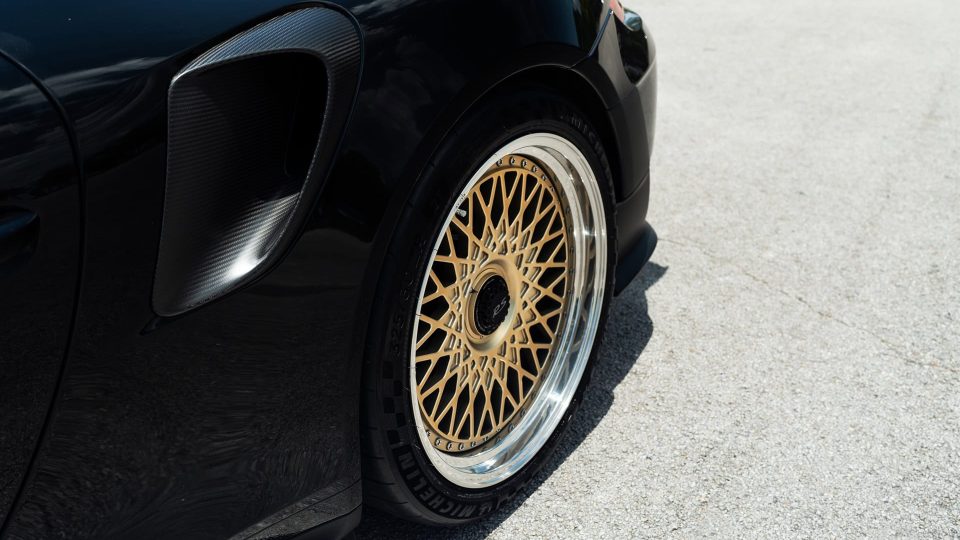 Porsche 991 GT2 RS | Black | On HRE 501 FMR | Frozen Polished Gold