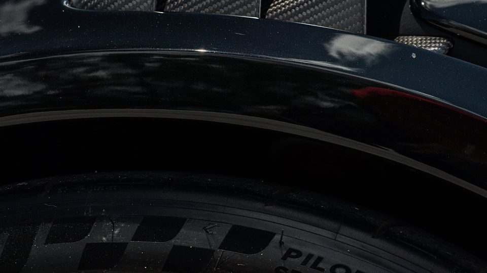 Porsche 991 GT2 RS | Black | On HRE 501 FMR | Frozen Polished Gold