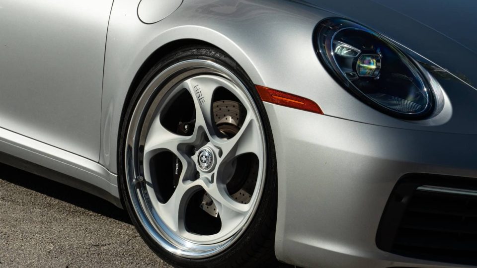 Porsche 992 GTS | Ice Gray Metallic | on HRE 522 FMR | Satin Silver