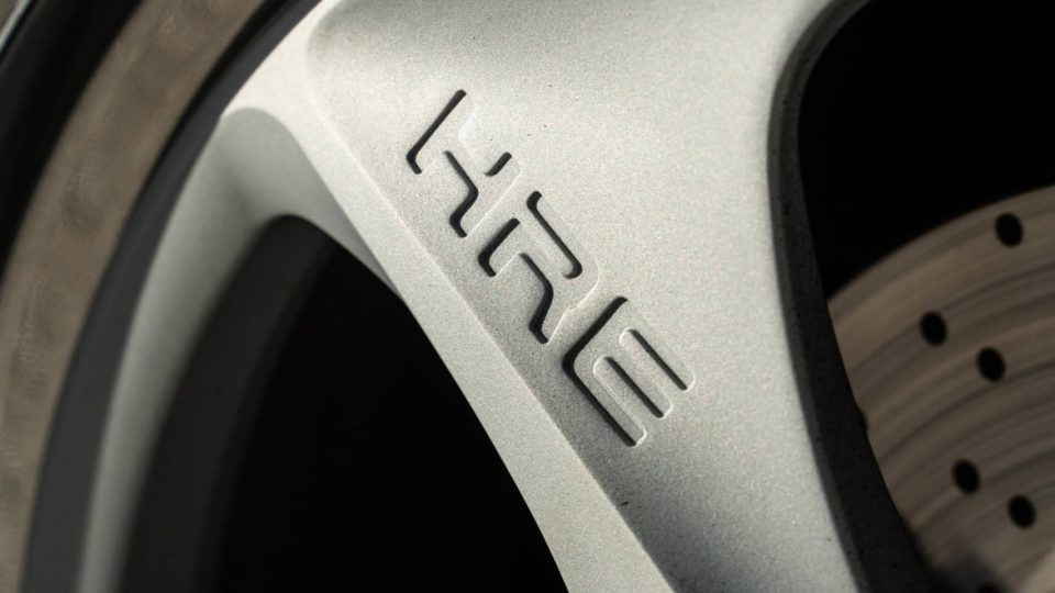 Porsche 992 GTS | Ice Gray Metallic | on HRE 522 FMR | Satin Silver
