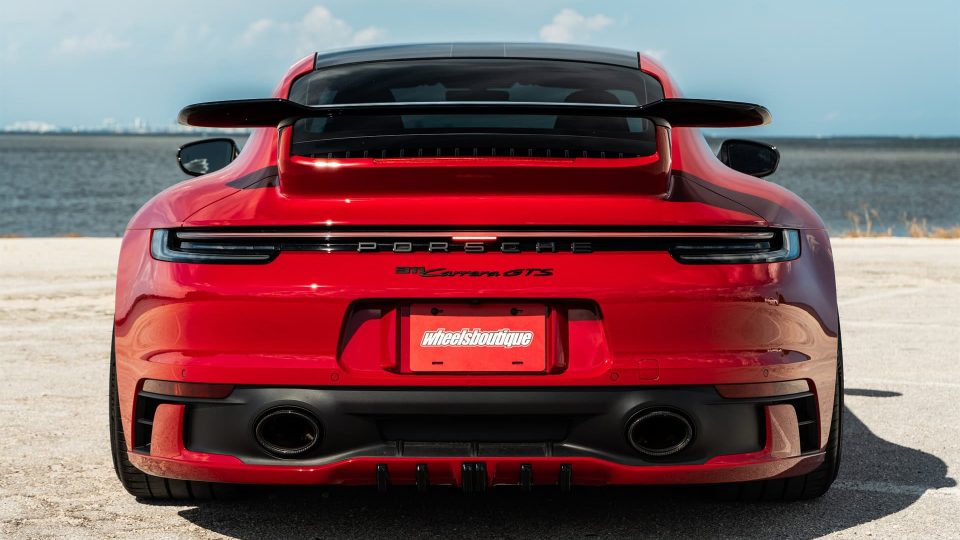 Porsche 992 GTS | Carmine Red | on 1886 Wheels S010| Brushed Champagne