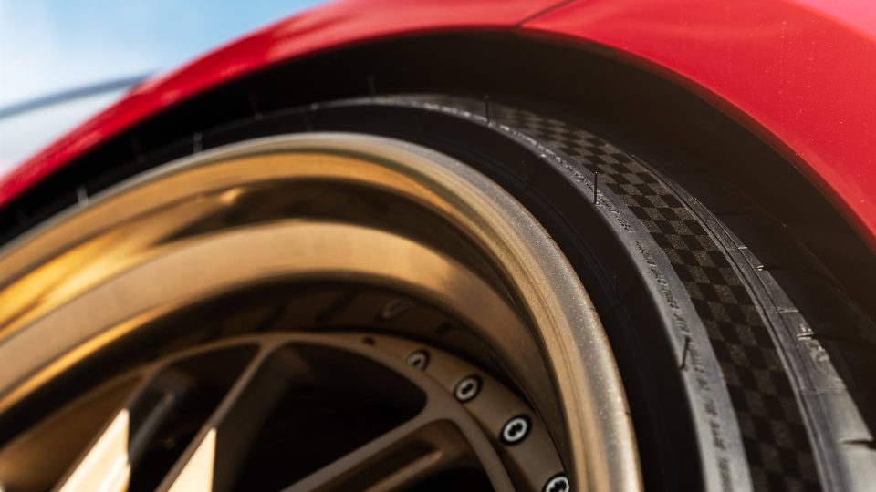 Porsche 992 GTS | Carmine Red | on 1886 Wheels S010| Brushed Champagne