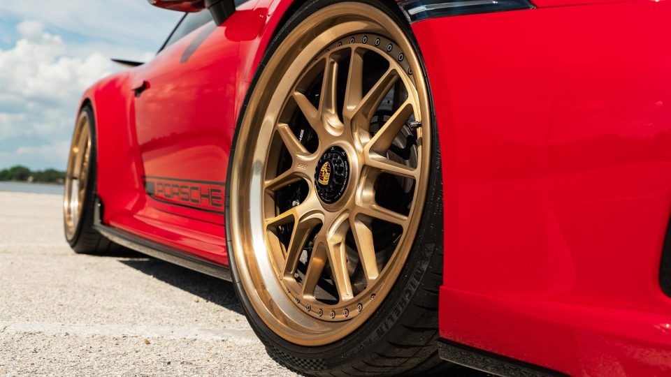 Porsche 992 GTS | Carmine Red | on 1886 Wheels S010| Brushed Champagne