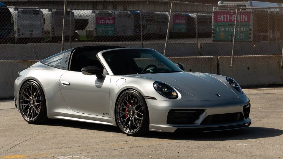 Porsche 992 Targa on ANRKY AN10 Wheels