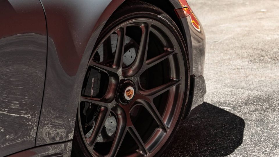 Porsche 992 Turbo S | Slate Grey | on R101 LW | Brushed Dark Clear