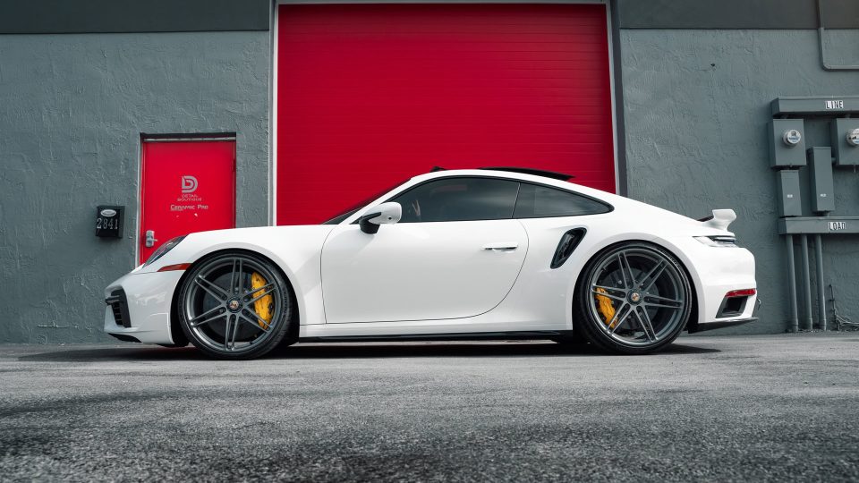 HRE P106 | Porsche 992 Turbo S