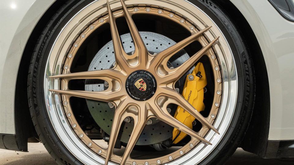 Porsche 992 Turbo / HRE S107SC
