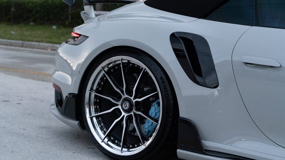 TECHART 992 Turbo S | Chalk | on HRE S104SC | Brushed Clear/ Gloss Black Window