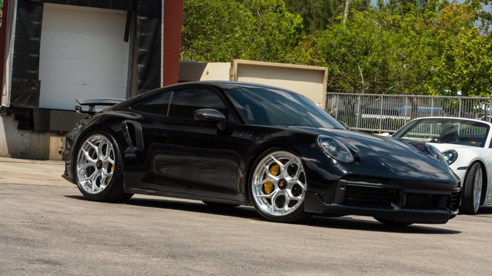 Porsche 992 Turbo Cabriolet on HRE S111SC