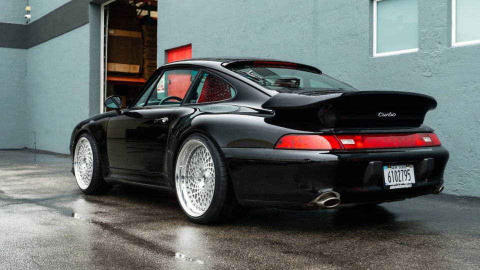 Porsche 993 Turbo | Black | on 1886 S009 Wheels | Brushed Clear