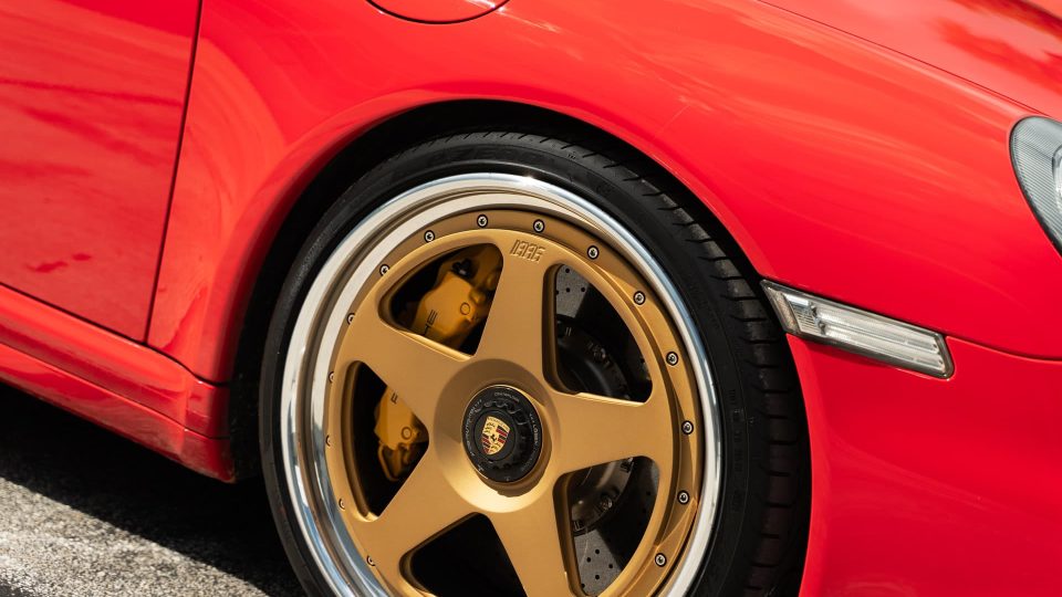 Porsche 997 Turbo S | Guards Red | on 1886 S005 Wheels | Satin Gold