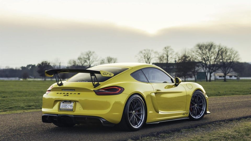 HRE S104SC | Porsche 981 Cayman GT4