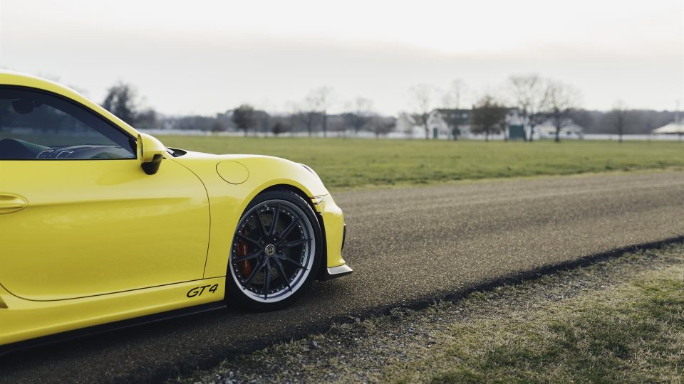 HRE S104SC | Porsche 981 Cayman GT4