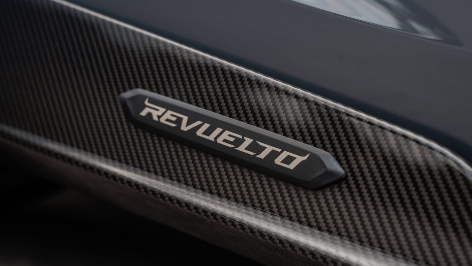 Lamborghini Revuelto – AN39 SeriesTHREE