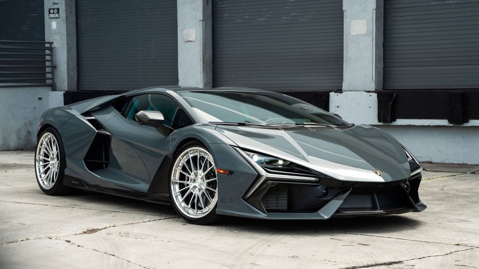 Lamborghini Revuelto – AN39 SeriesTHREE