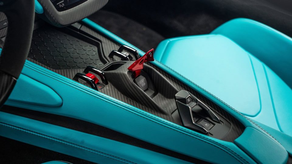 Lamborghini Revuelto – AN39 SeriesTHREE
