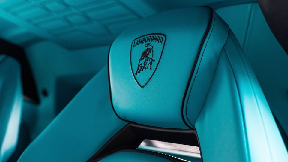 Lamborghini Revuelto – AN39 SeriesTHREE