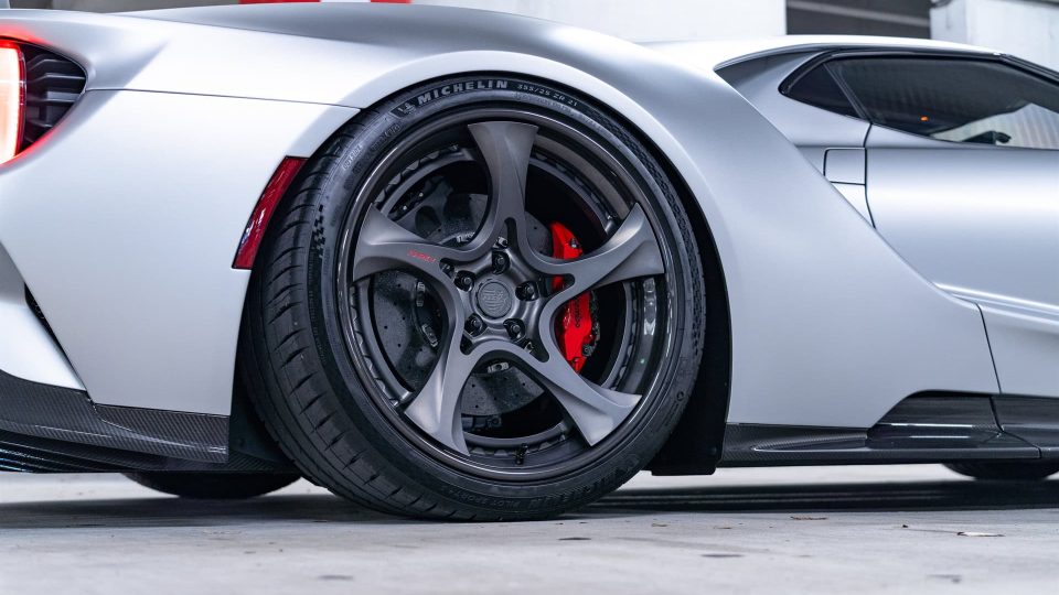 Ford GT Carbon Series – XR|Series XR-305