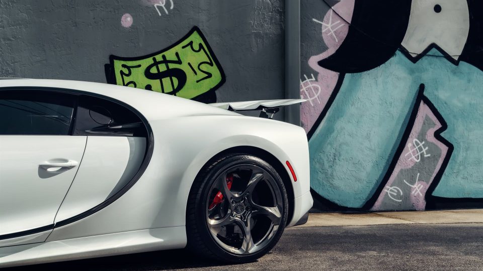 Bugatti Chiron | on ANRKY XR-105 | Mirror Polished Smoke