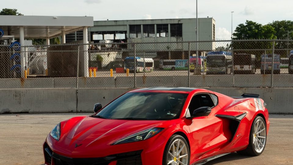 Chevrolet C8 Corvette Z06 – AN28 SeriesTWO
