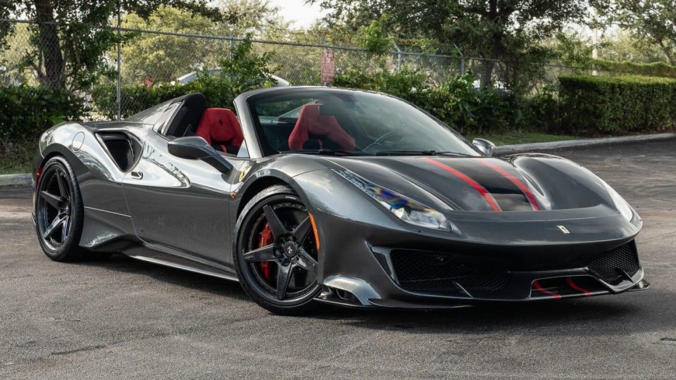 Ferrari 488 Pista | Grigio Silverstone | on ANRKY RS5.3C | Polished Smoke