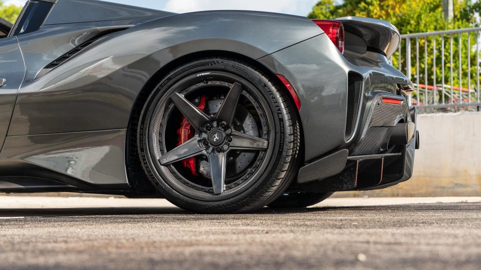 Ferrari 488 Pista | Grigio Silverstone | on ANRKY RS5.3C | Polished Smoke
