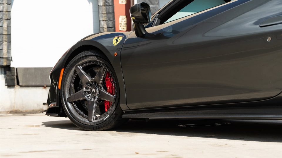 Ferrari 488 Pista | Grigio Silverstone | on ANRKY RS5.3C | Polished Smoke