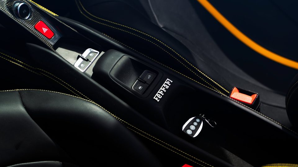 Ferrari F8 Tributo Spider – AN31 SeriesTHREE