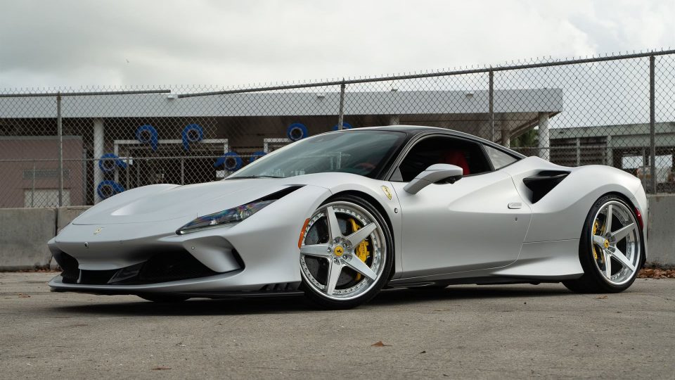 Ferrari F8 on ANRKY RS5.3 RETROSeries