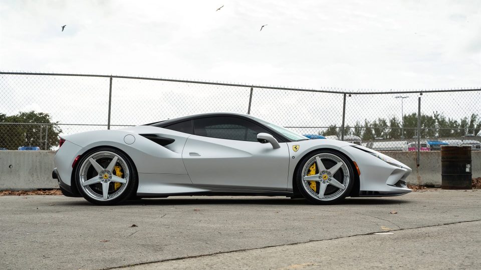 Ferrari F8 on ANRKY RS5.3 RETROSeries