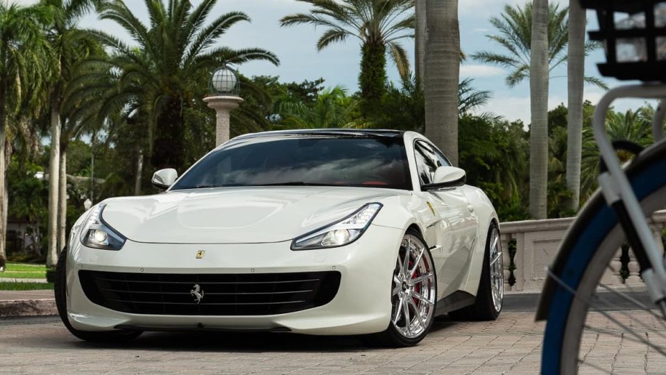 Ferrari GTC4 Lusso – AN28 SeriesTWO