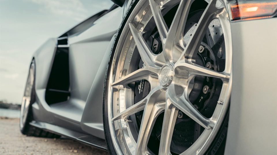 Lamborghini Revuelto on ANRKY XR-301