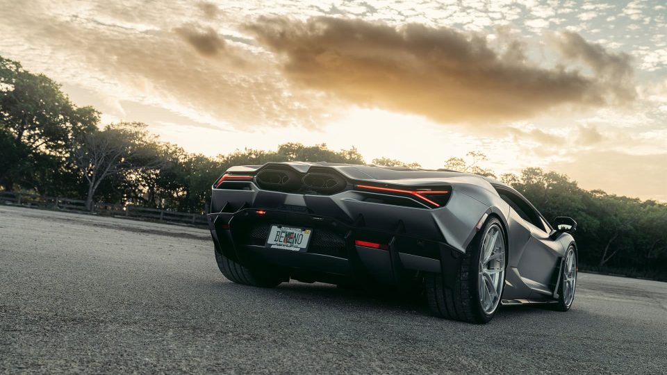 Lamborghini Revuelto on ANRKY XR-301
